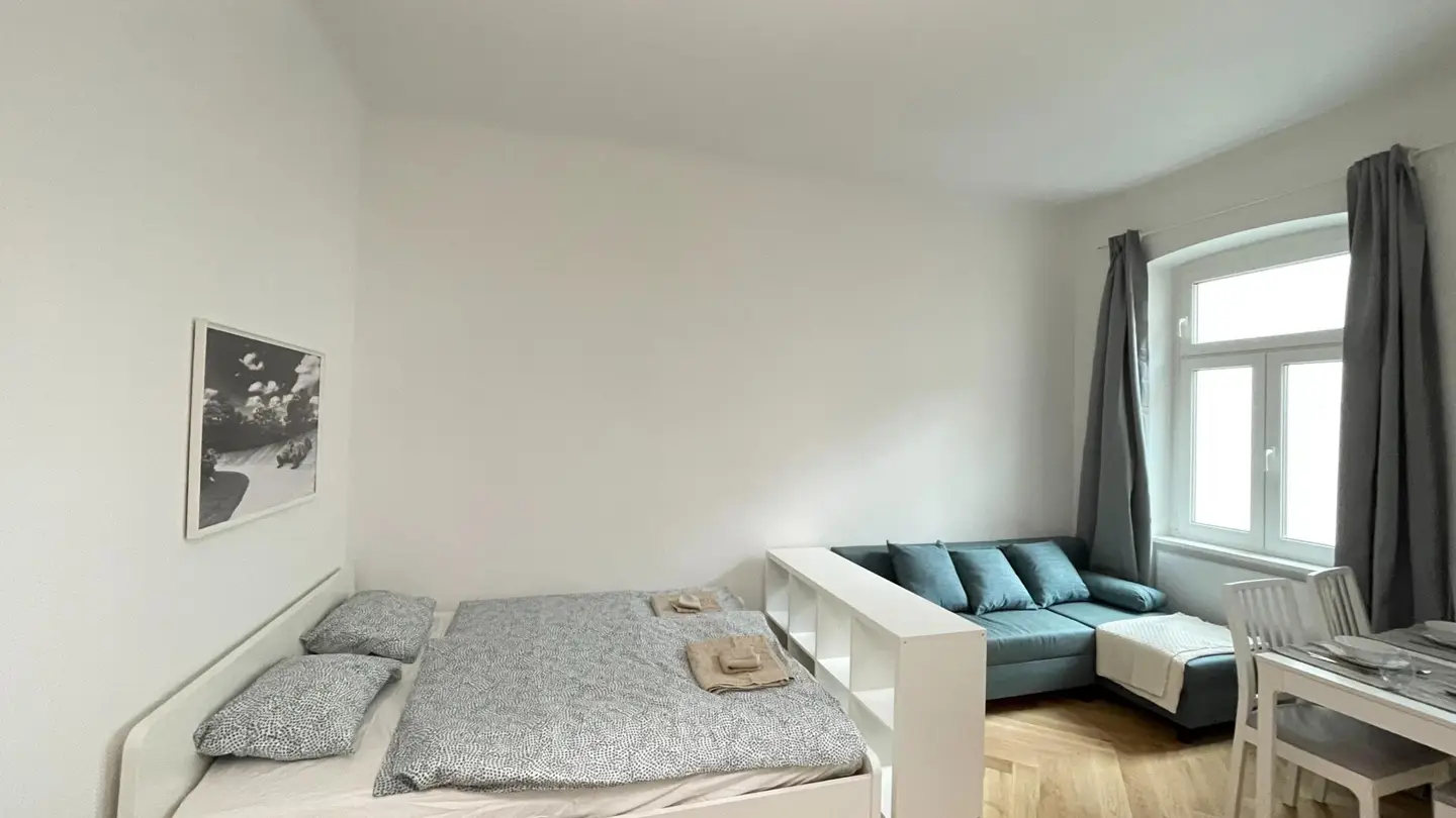 Wohnung neben Schönbrunn voll möbliert in Innenhoflage