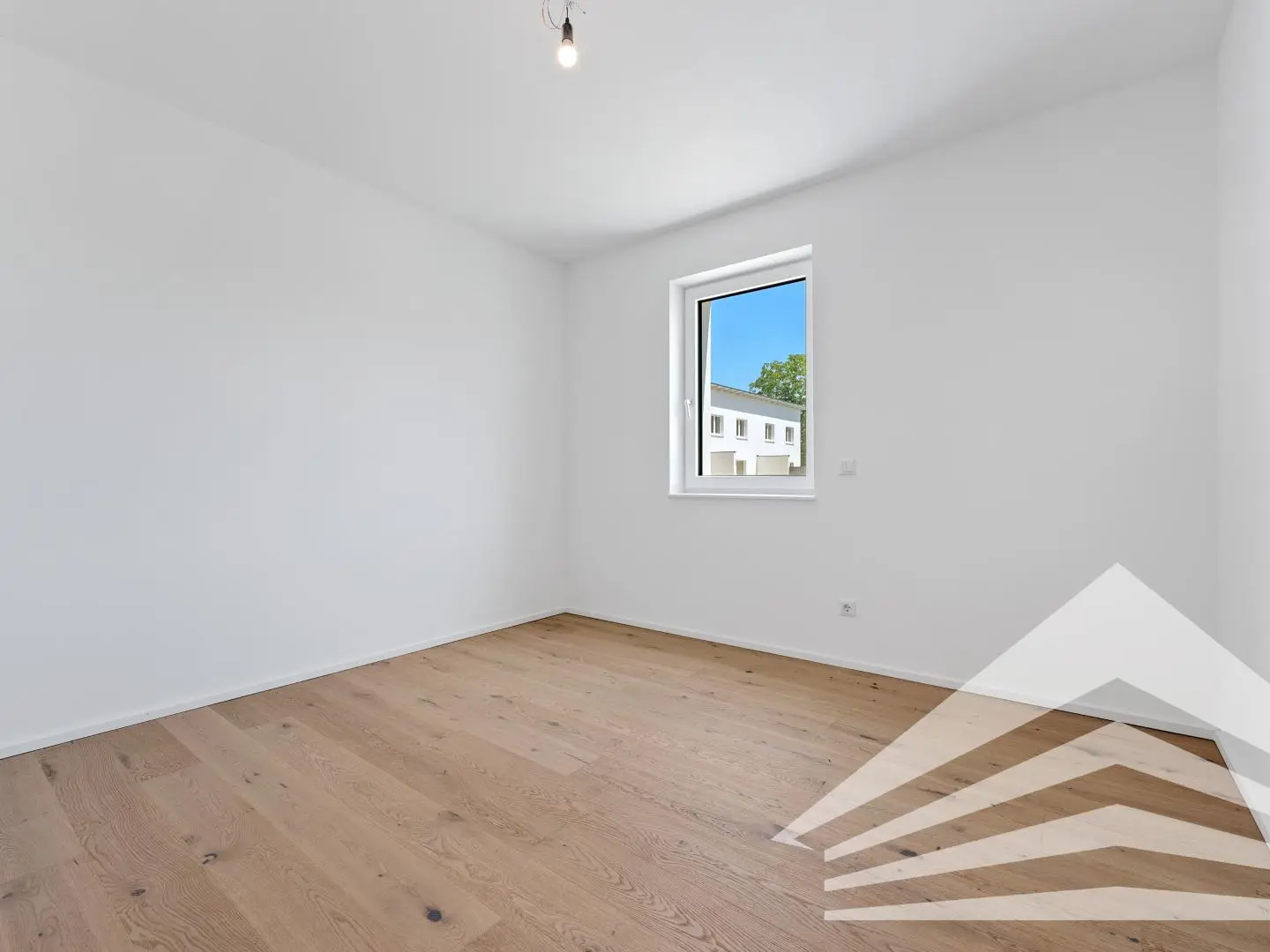 Bright family apartment near lake with private garden