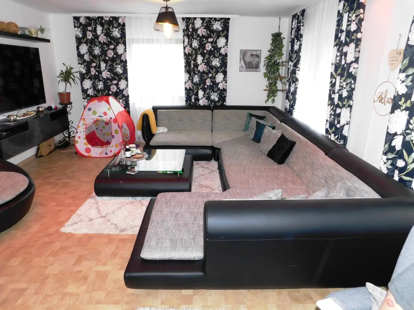 Idyllic family apartment at the forest edge with large plot