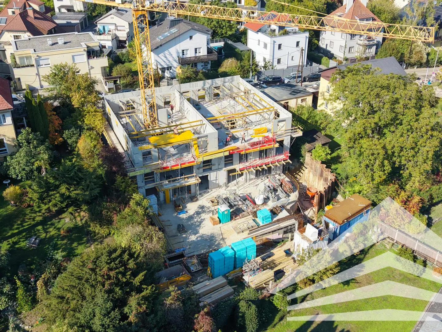 Neubauwohnung mit Garten und Schlossblick