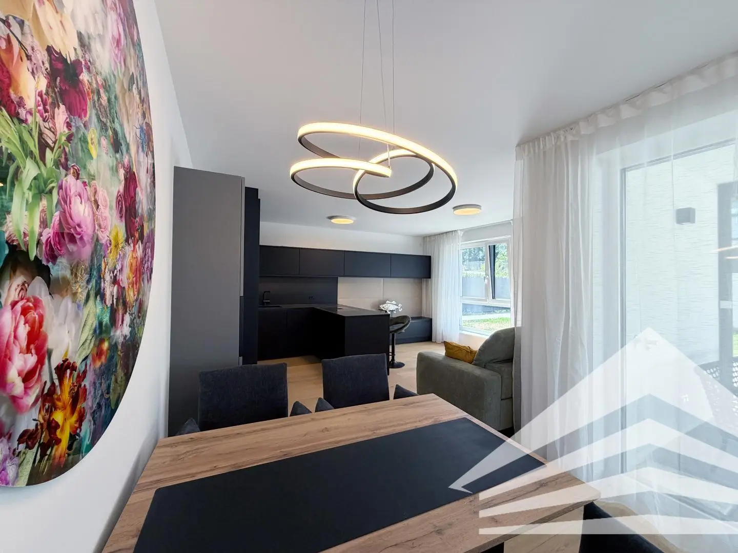 Einzigartige 3 Zimmer-Gartenwohnung in bester Leondinger Zentrumslage!