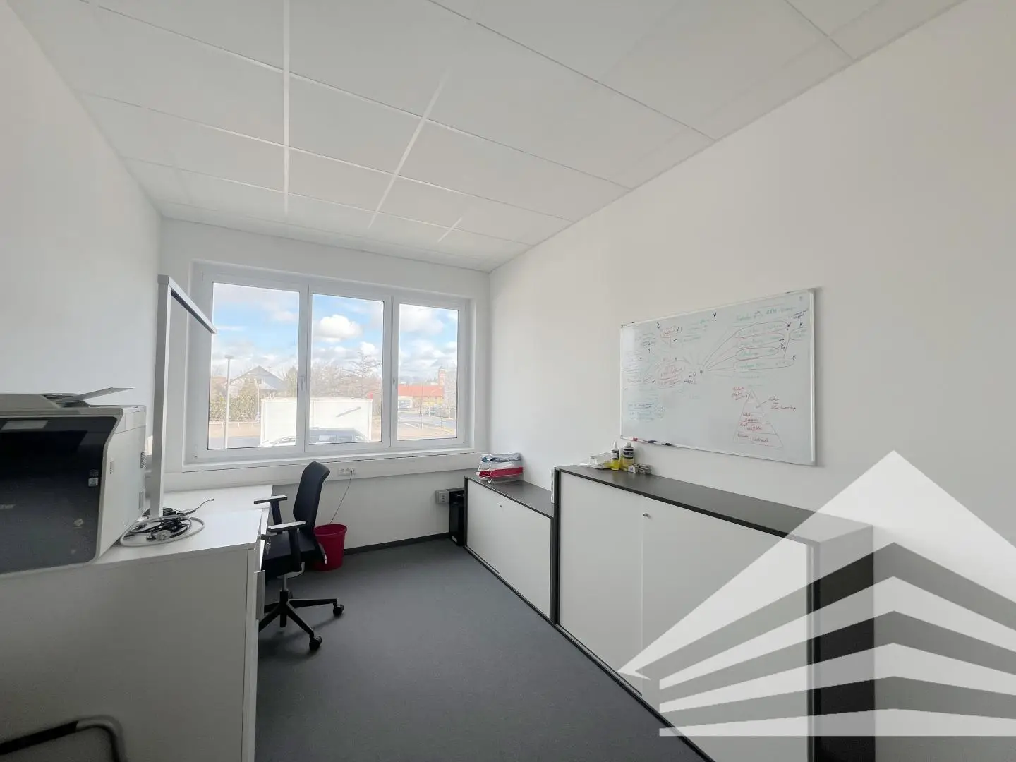 Modern new build apartment near Meixnerkreuzung with parking