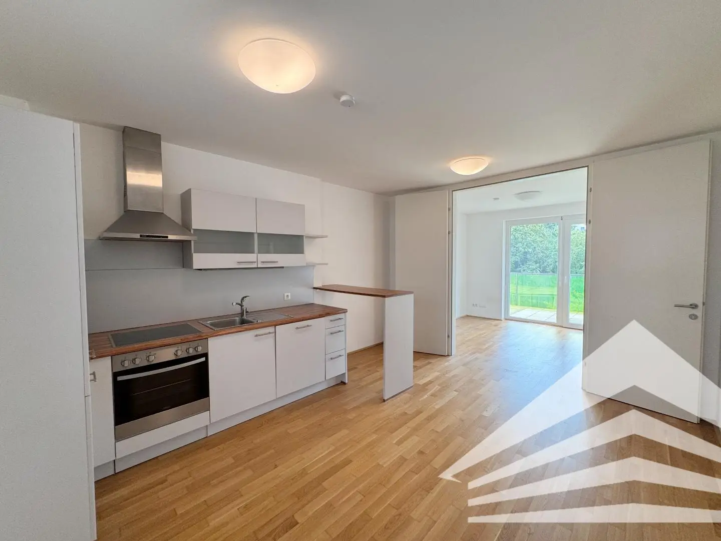 Helle Wohnung mit Balkon und ruhigem Innenhof