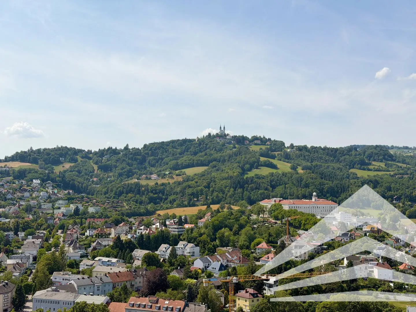 Luftige Wohnung mit Panorama Terrasse und Concierge