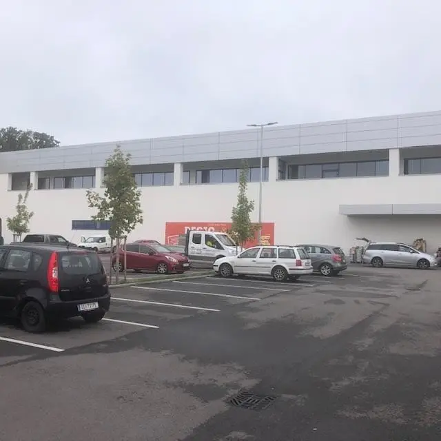 Modern apartment near Pluscity with parking