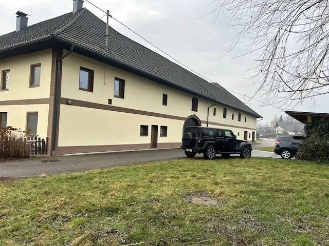 Renovation farmhouse with large barn Wohnung