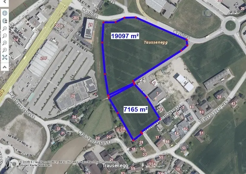 Large commercial building reserve land with rezoning potential Anlegerwohnung