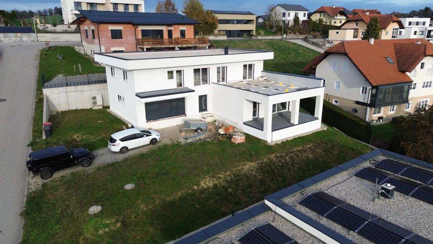 New build with generous living area and large roof terrace Family apartment