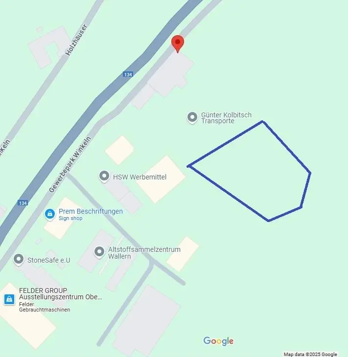 Level commercial plot with B zoning in industrial park investment apartment