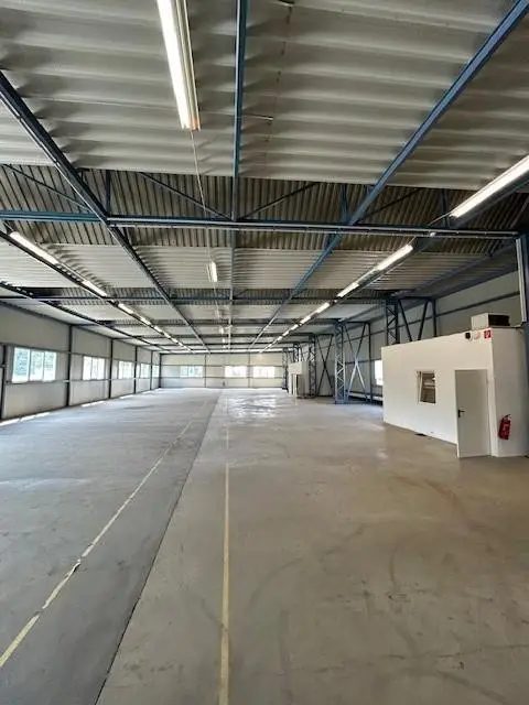 Good transport links and truck ramps Wohnung