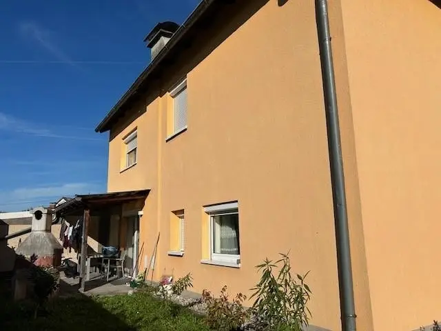 Spacious family apartment with terrace and barbecue area