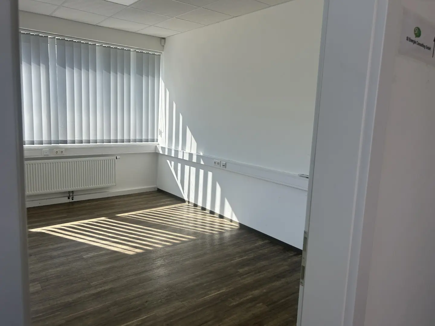 Flexible Lagerflächen nahe Plus City Wohnung