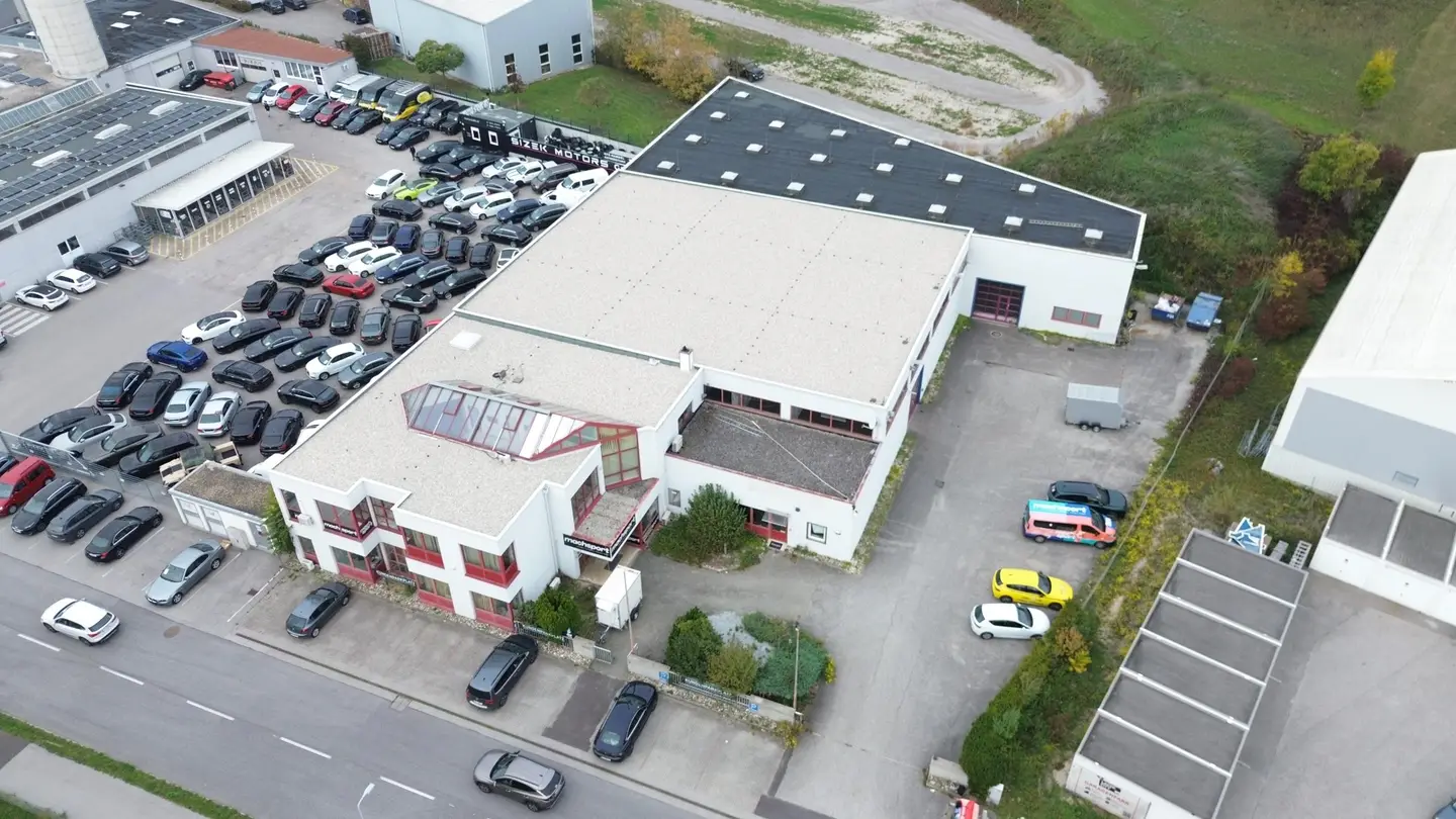 Flexible Lagerflächen nahe Plus City Wohnung