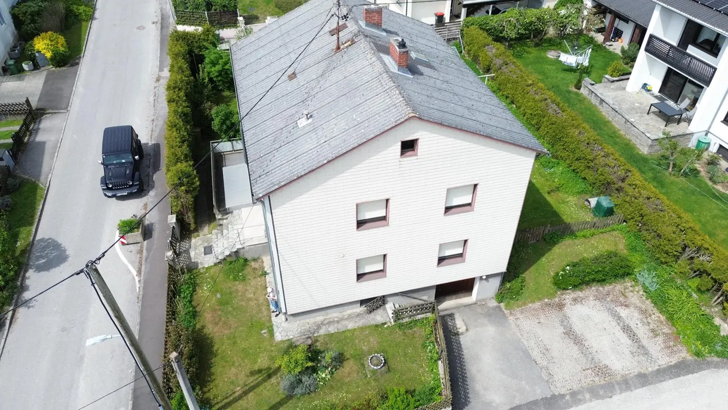 Family apartment with large garden and panoramic view