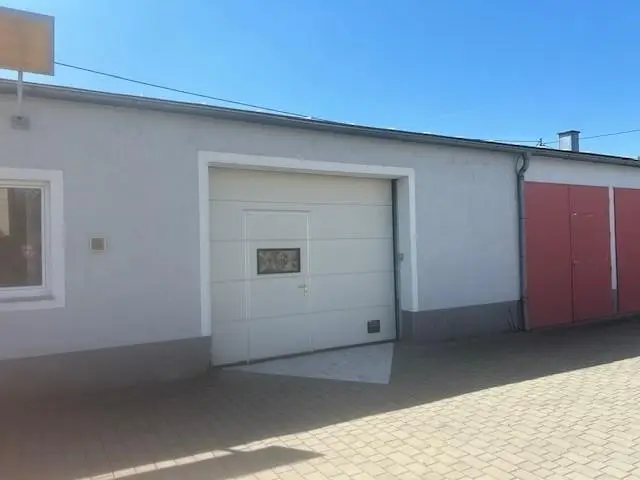 Loftwohnung mit Lagerhalle und guter Anbindung