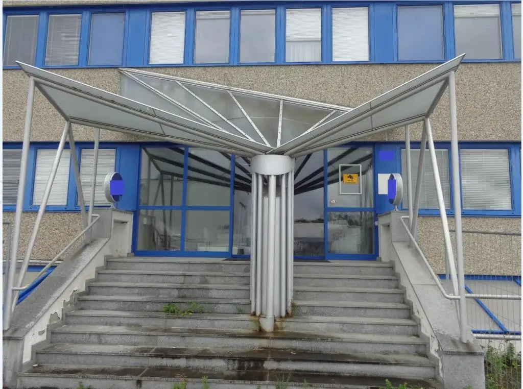 Komplett möbliert mit großer Dachterrasse Loftwohnung