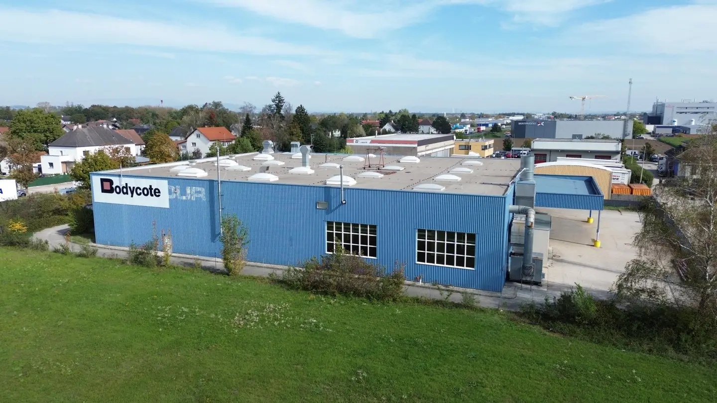 Loftwohnung in Gewerbelage mit Krananlagen und Bürobereich
