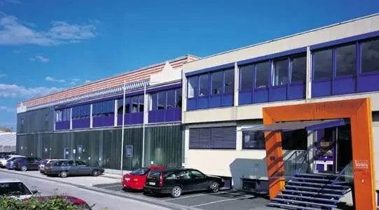 Klimatisierte Wohnung mit zahlreichen Parkplätzen