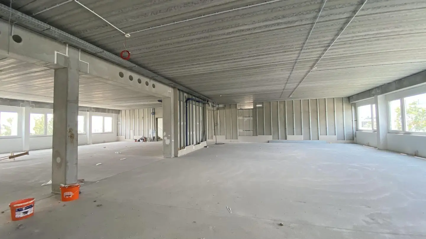 Neubauwohnung mit Aufzug und Klimaanlage