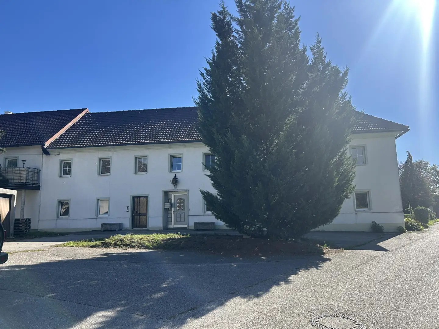 Renditestarker Vierkanthof gepflegte Anlegerwohnung