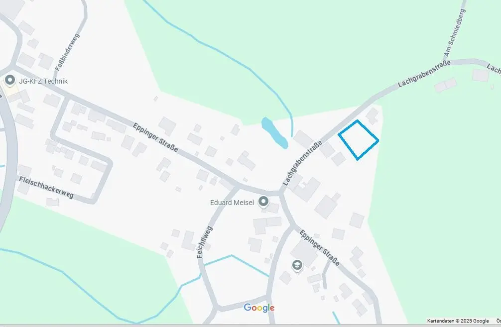 Dividable building plot with village zoning Anlegerwohnung