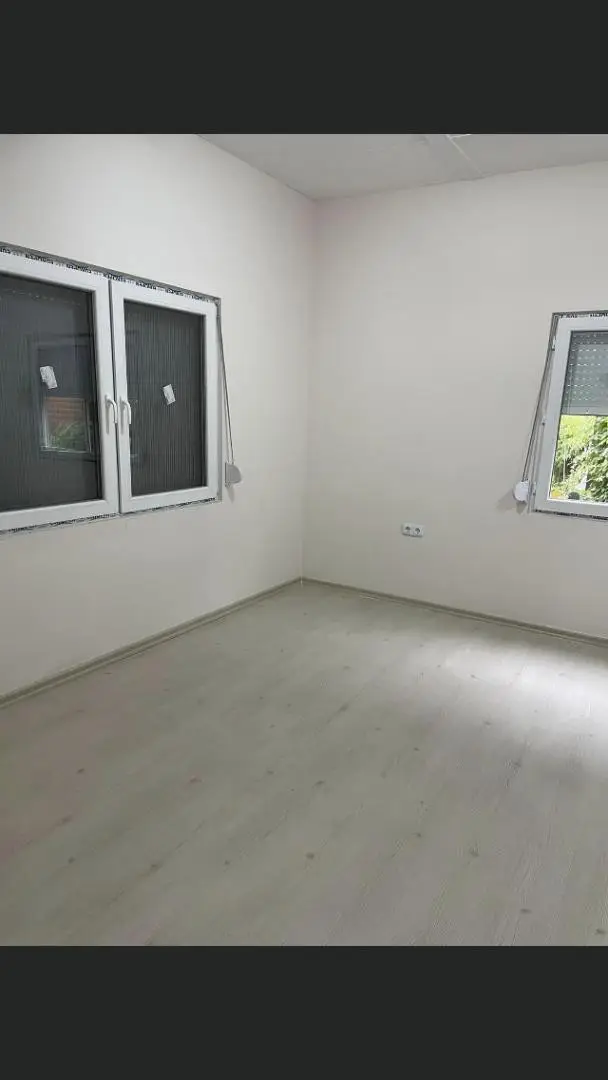 Neubau Ferienwohnung mit Privatgarten und Veranda