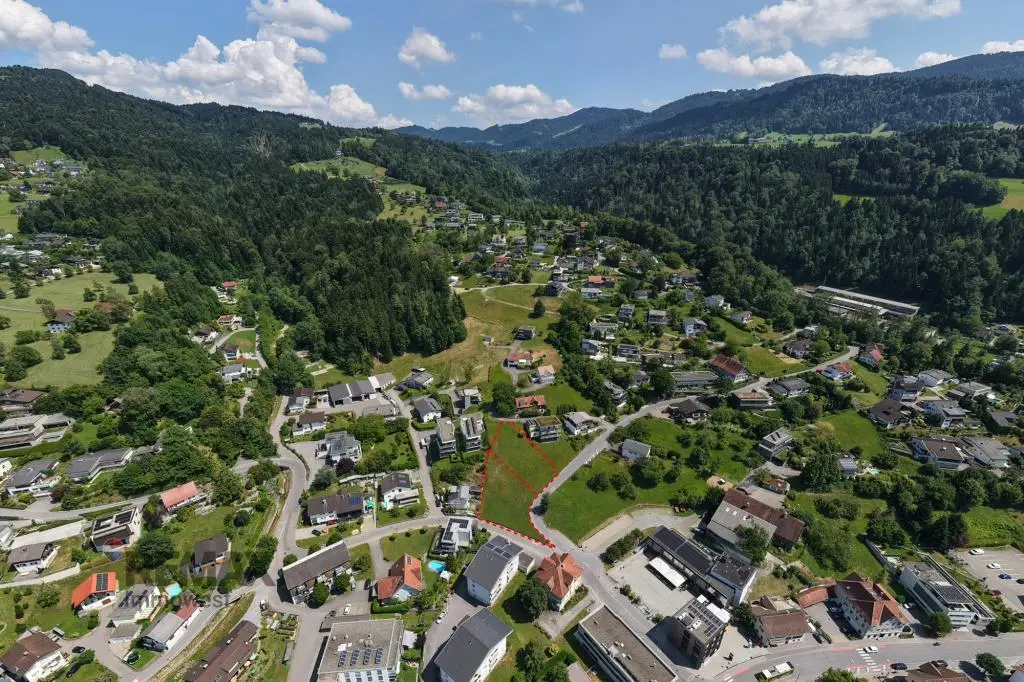 Traumgrundstück am Dorfplatz in Schwarzach