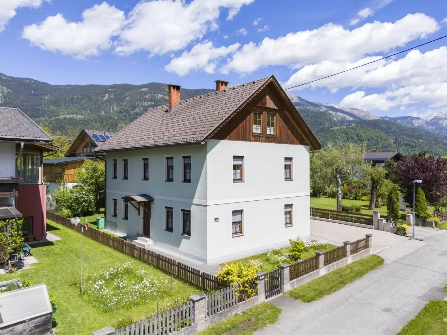 Well maintained holiday apartment with garden and high occupancy