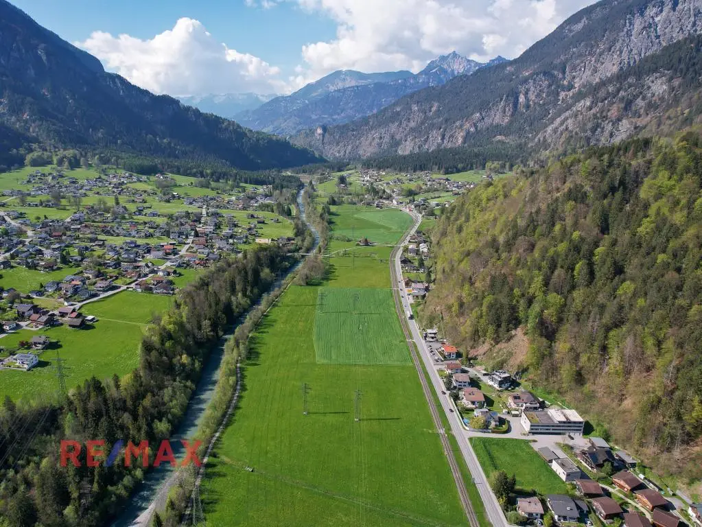 Großes Grundstück mit 2.629 m² und viel potential im Montafon