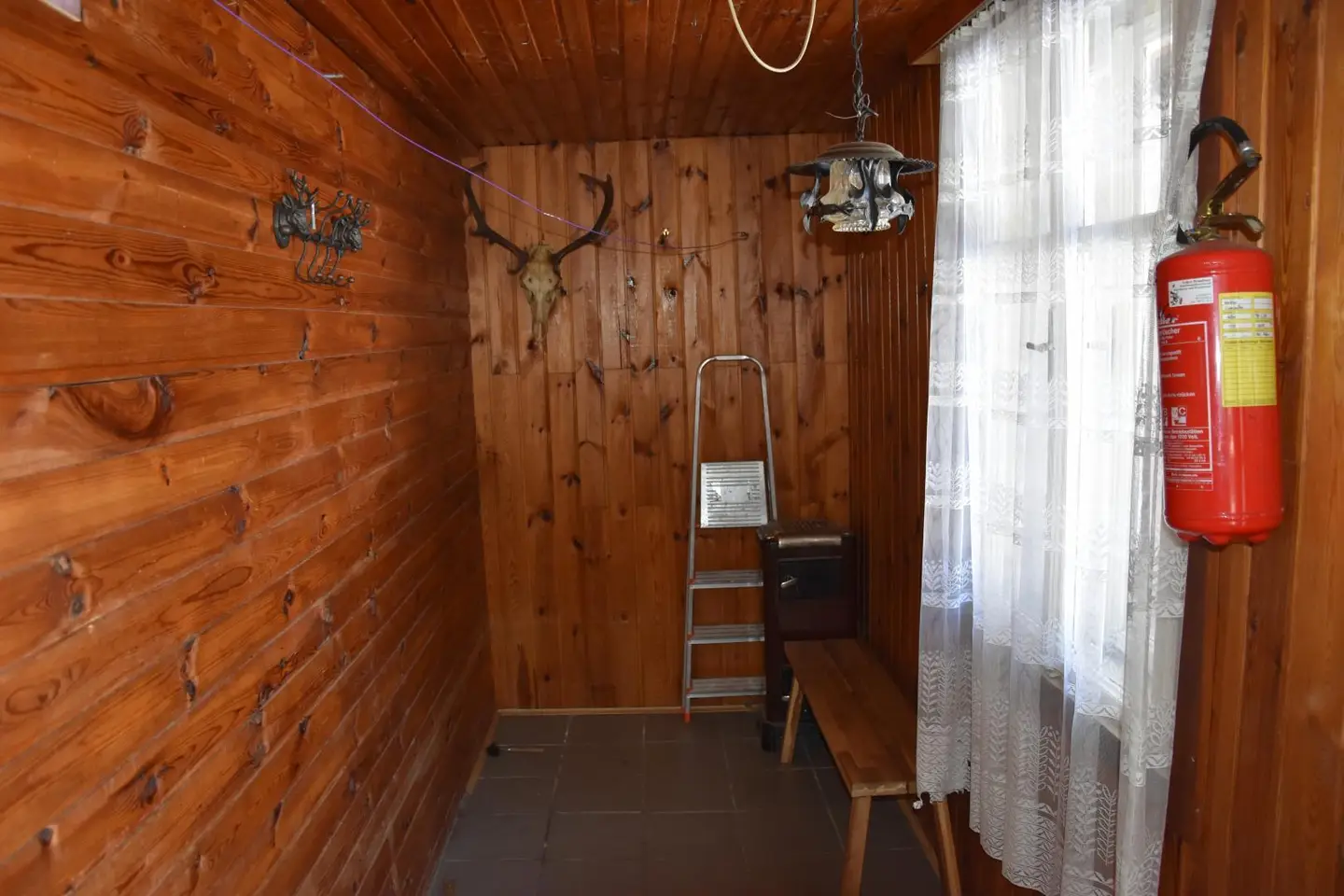 Sonnige Ferienwohnung in Alleinlage mit Kamin