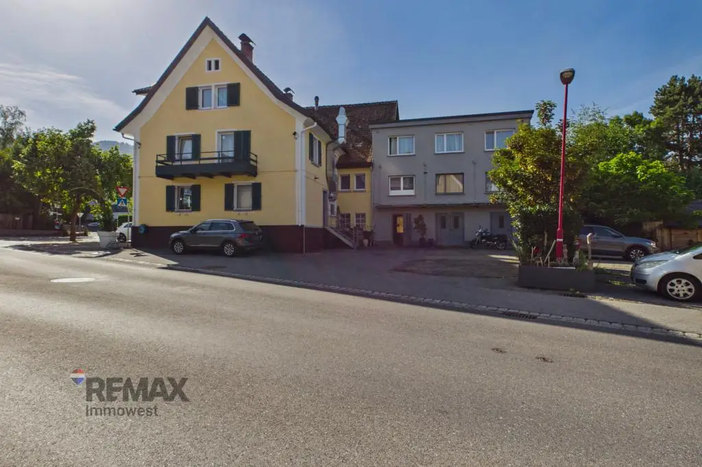 HOTEL PENSION LÖWEN IN SULZ - Etablierter Beherbergungsbetrieb mit nachgewiesener Zusatznachfrage, baubewilligter Erweiterung und optionalem Immobili