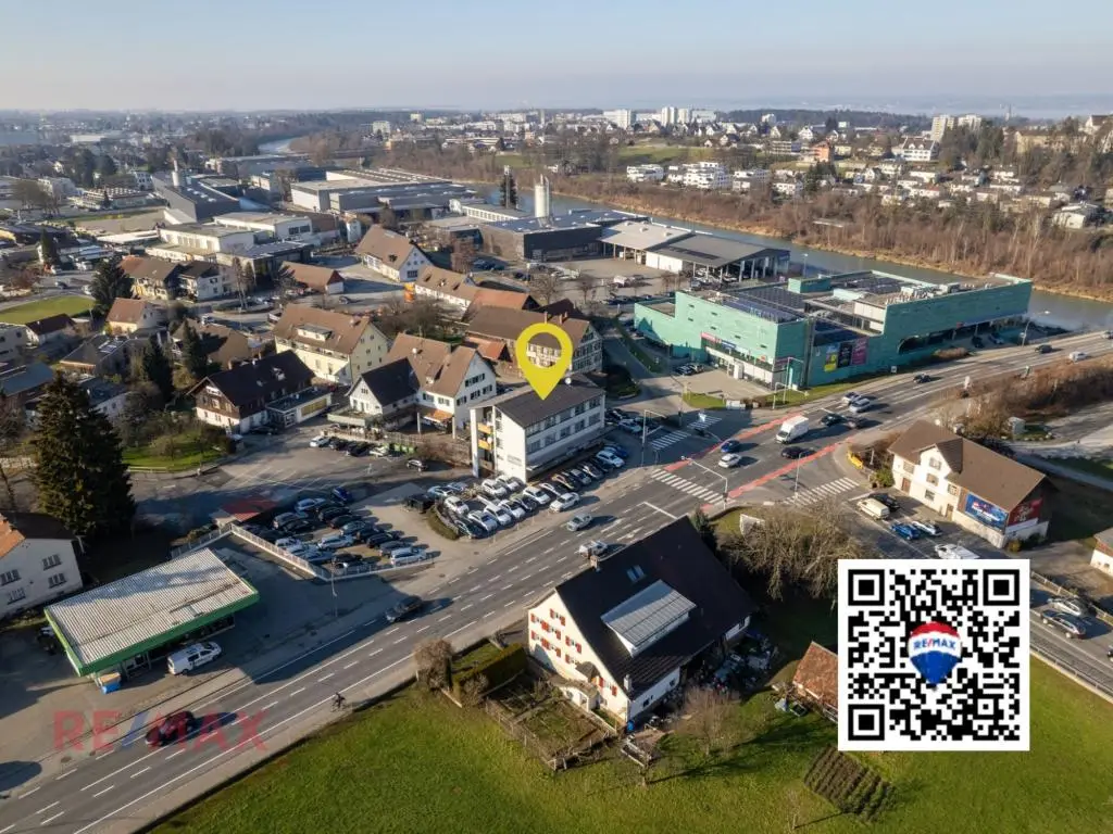Anlegerwohnung in prominenter Lage mit Außenparkplätzen