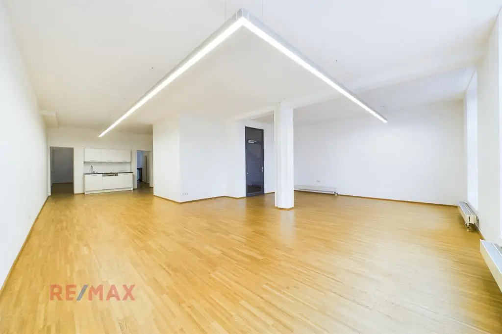 Moderne Wohnung in Fußgängerzone mit Parkmöglichkeit