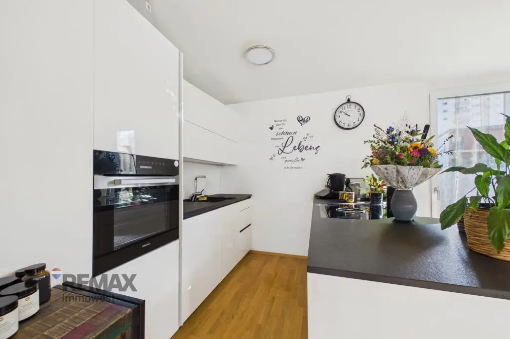 Modern apartment with large garden and underground parking