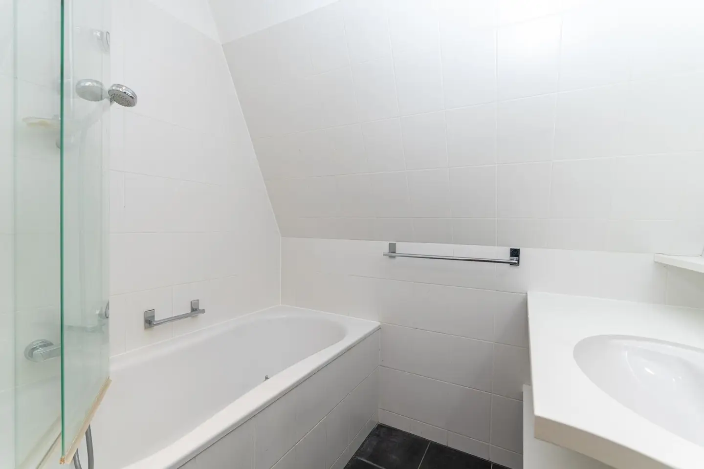 Bright Dachgeschosswohnung with panoramic view