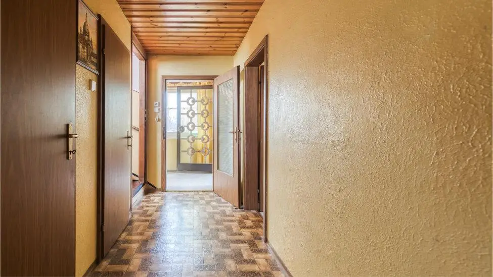 Ruhiges Anwesen mit großem Garten Familienwohnung