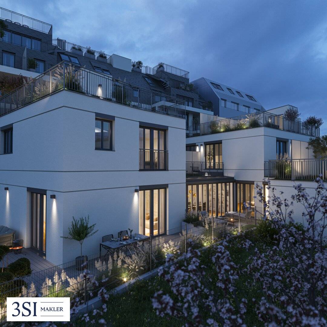 Modern Townhouse with Rooftop Terrace and Elevator