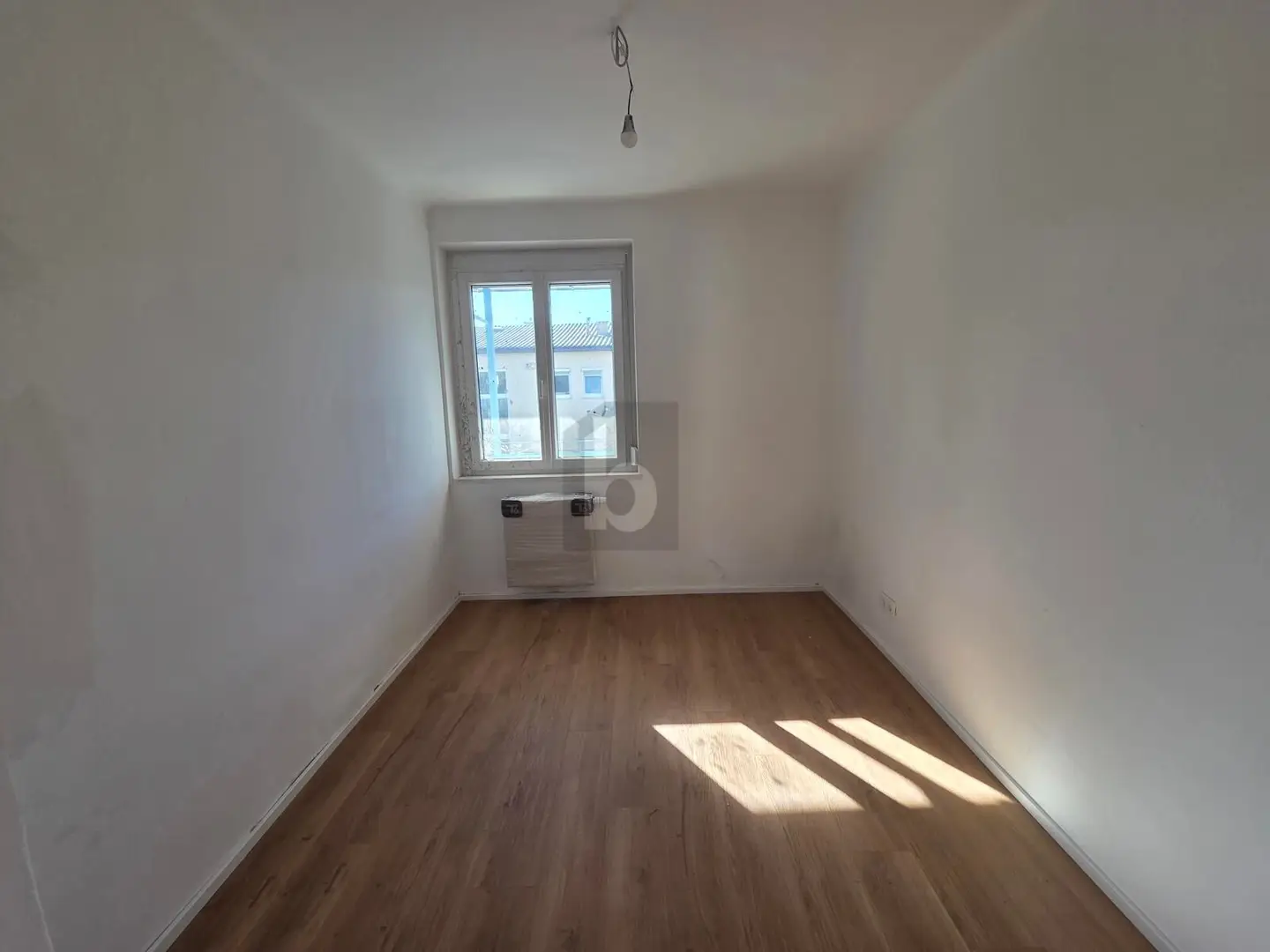 Frisch sanierte Wohnung mit großzügigem Balkon