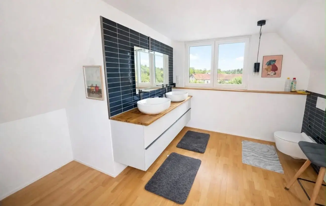 Like-new single-family house in Graz, 220m², 5 rooms, garden, garage, 2 parking spaces