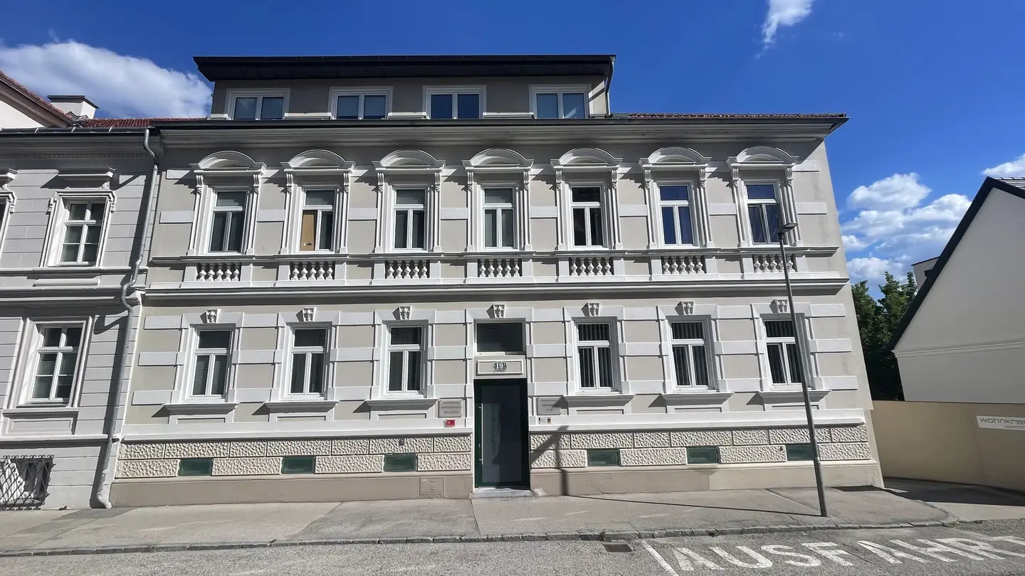 Wohnung mit Balkon und Gartenblick in ruhiger Lage