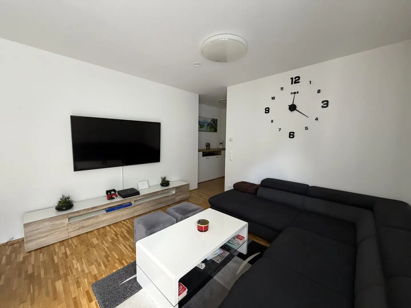 Graz-Nähe UKH/LKH West: Schöne und ruhig gelegene 2-Zimmer-Wohnung mit Balkon und Tiefgarage!