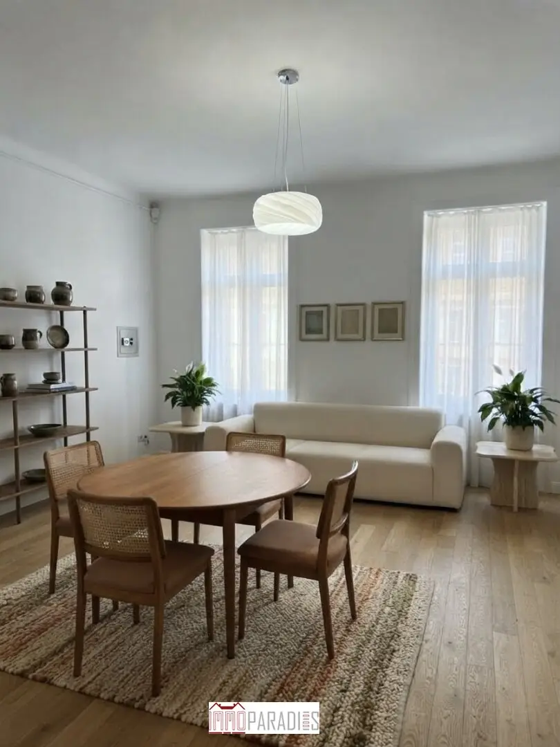 Charmante Altbauwohnung im Mezzanin mit Lift – Heiligenstädter Straße 5, 98 m²
