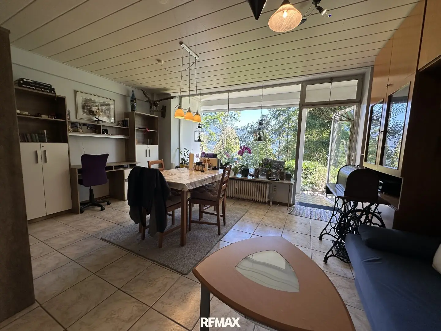 charmante, leistbare Wohnung mit teilweisem Seeblick