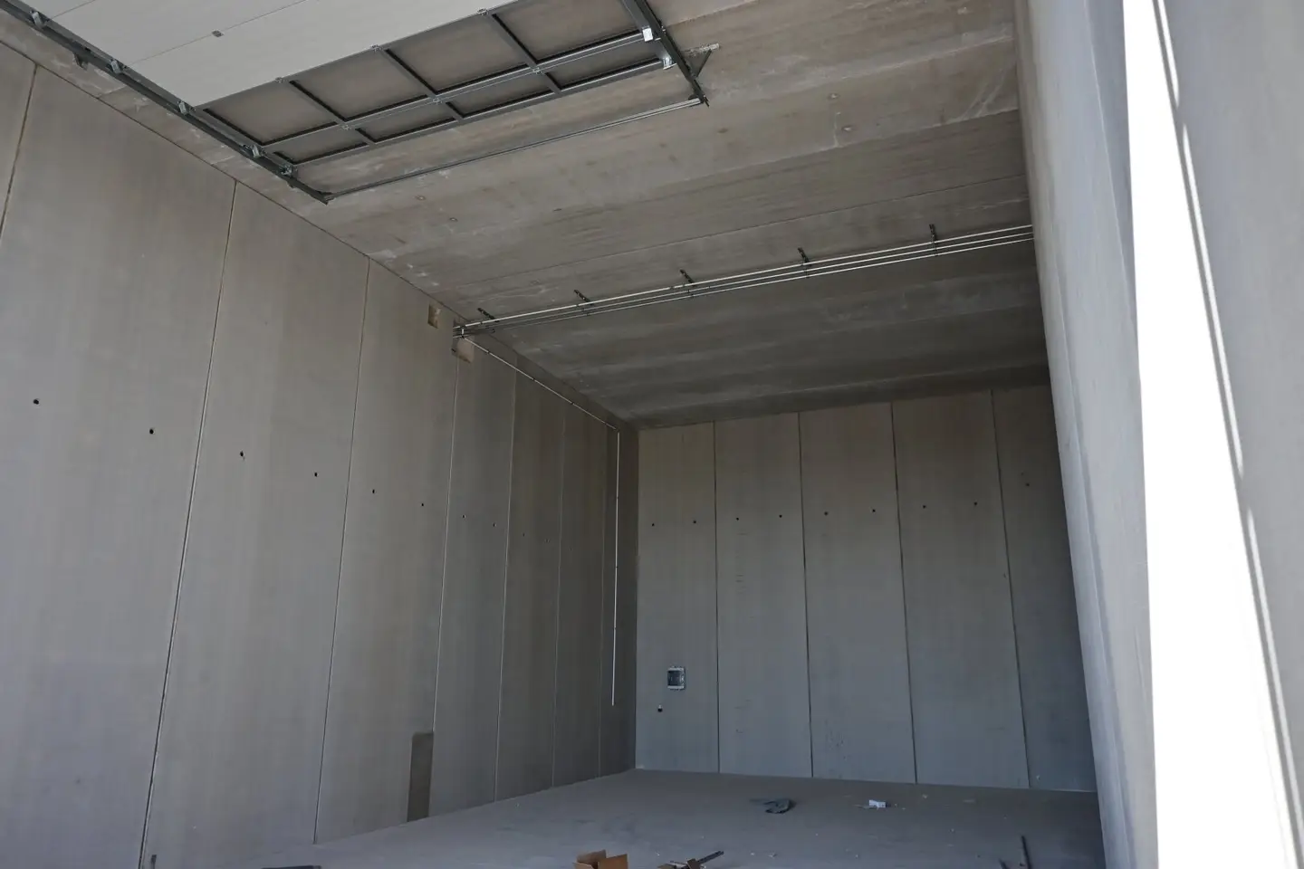 Top 02a - Commercial space (production, storage or office hall)