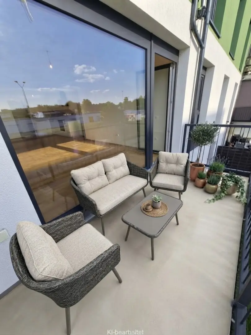New building: Particularly attractive 3-room apartment with balcony