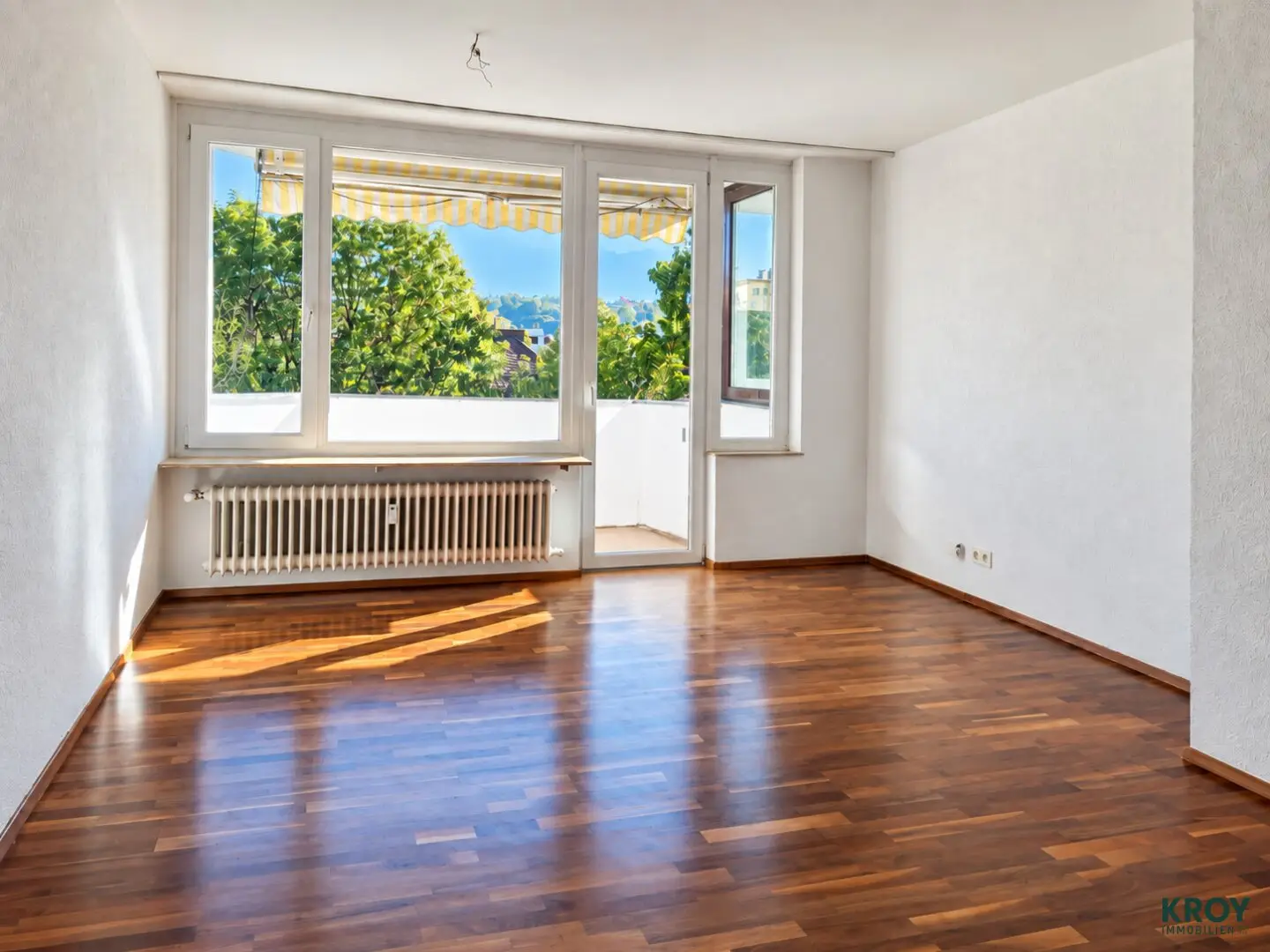 3-Zimmer-Wohnung in Ruhelage mit Grünblick, Südloggia & Garage