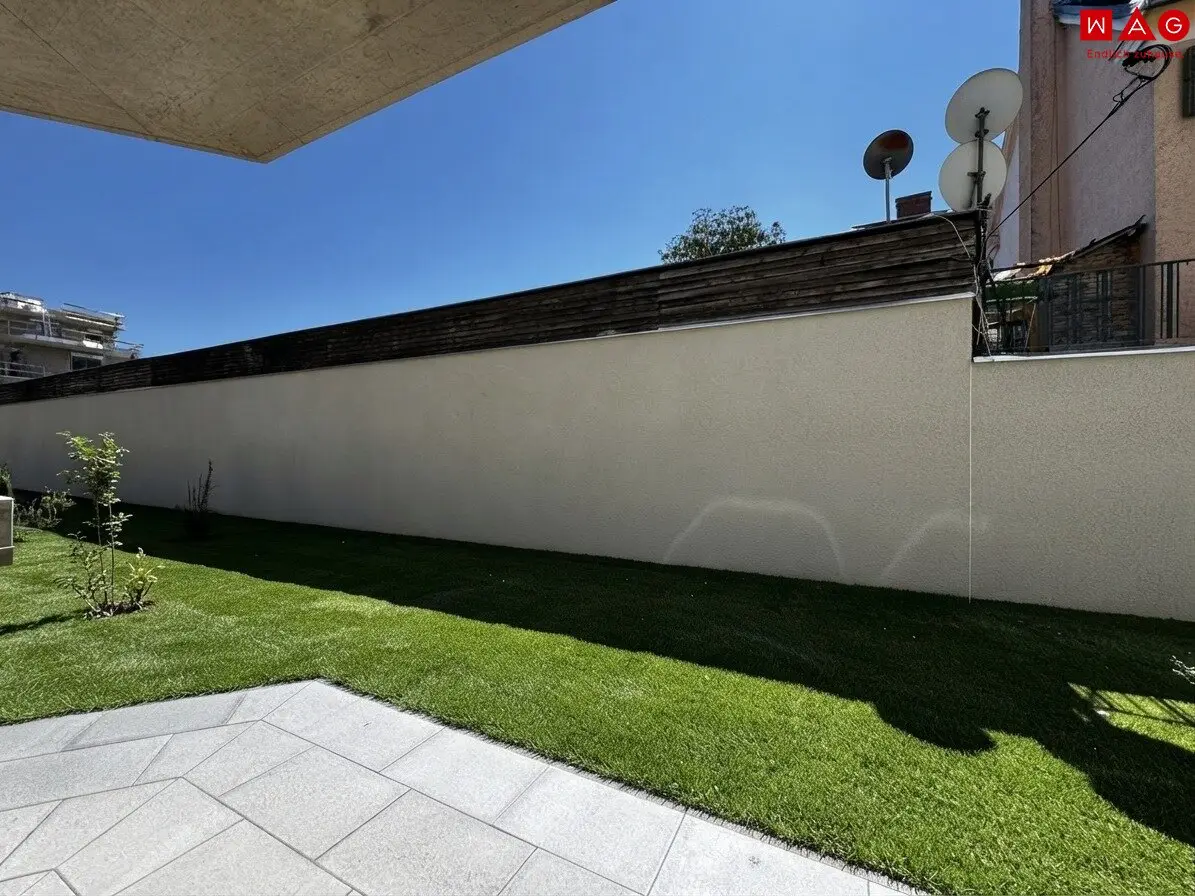 New ground floor apartment with large garden