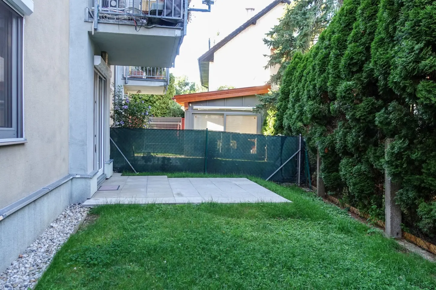 Gartenwohnung mit zwei Zimmern, Terrasse &amp; Tiefgarage im Pressbaumer Zentrum