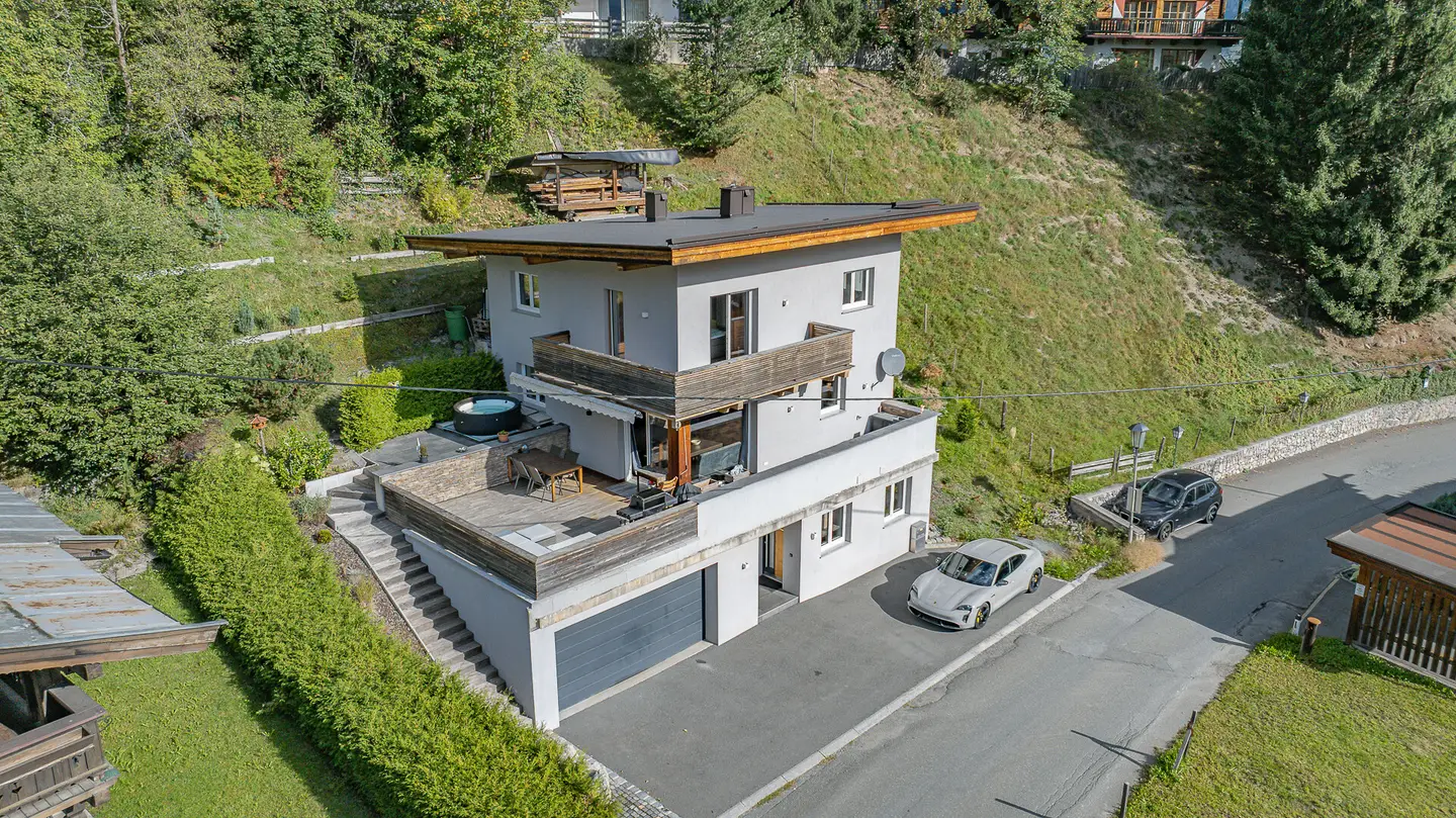 Modernes Einfamilienhaus mit großzügiger Sonnenterrasse