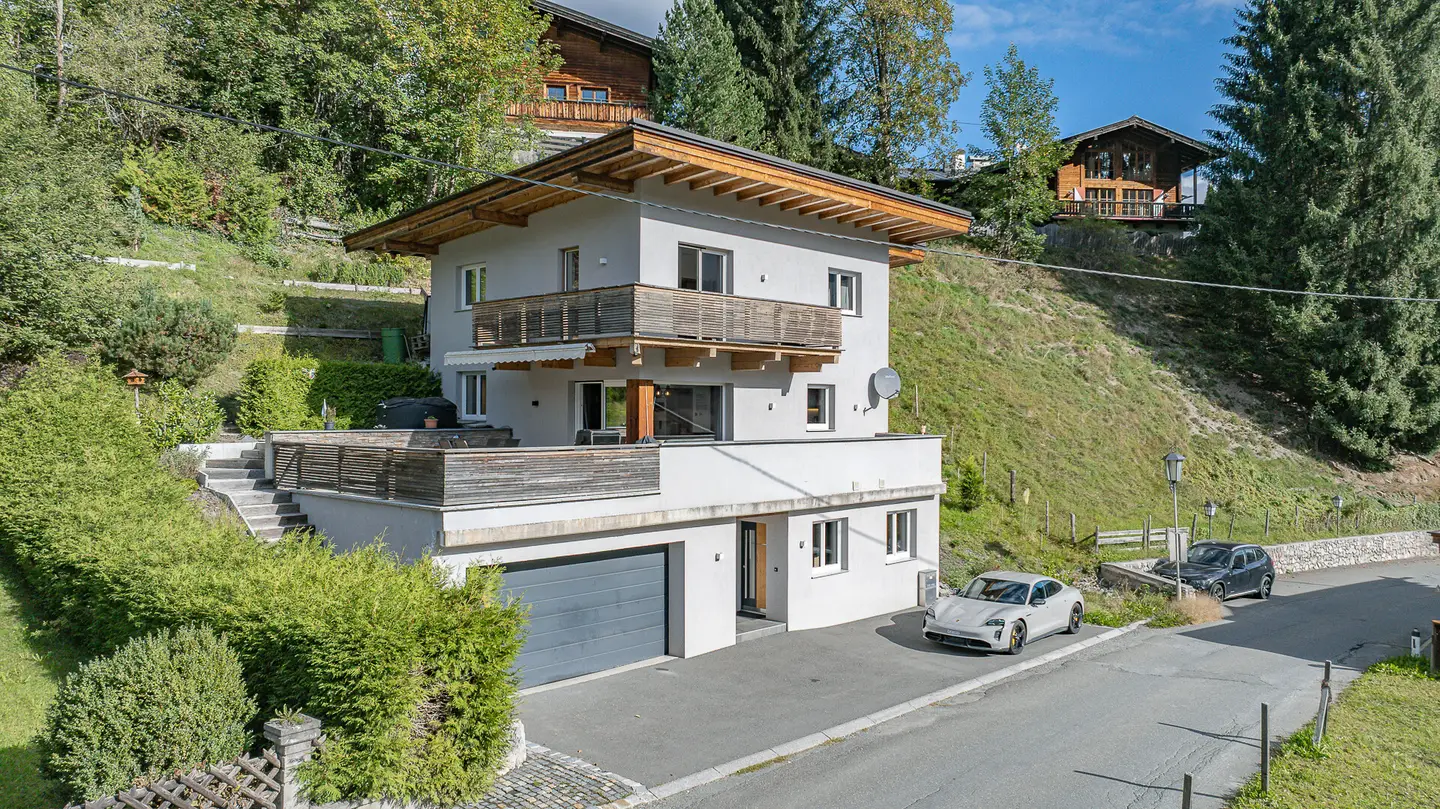 Modernes Einfamilienhaus mit großzügiger Sonnenterrasse